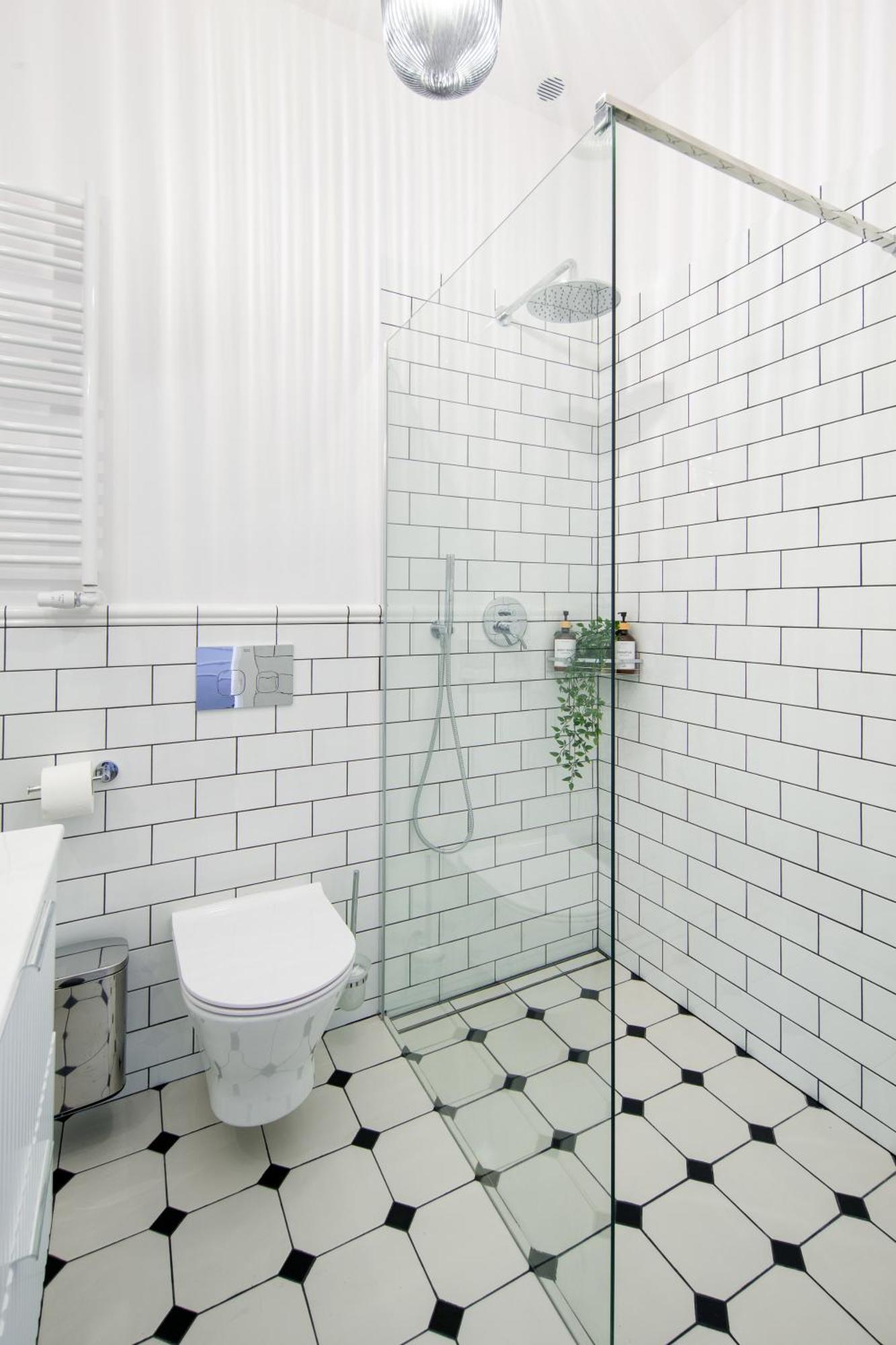 Discover Krakow Apartments - Lubomirskiego St - Classic & Modern - Near Main Station, Netflix And Ac Ngoại thất bức ảnh