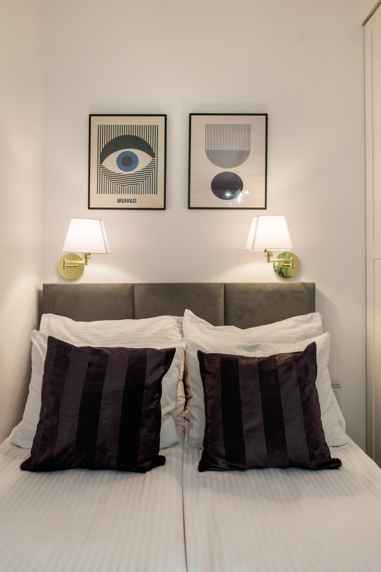 Discover Krakow Apartments - Lubomirskiego St - Classic & Modern - Near Main Station, Netflix And Ac Ngoại thất bức ảnh