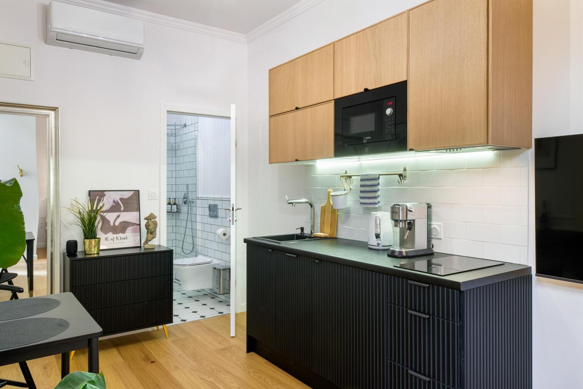 Discover Krakow Apartments - Lubomirskiego St - Classic & Modern - Near Main Station, Netflix And Ac Ngoại thất bức ảnh